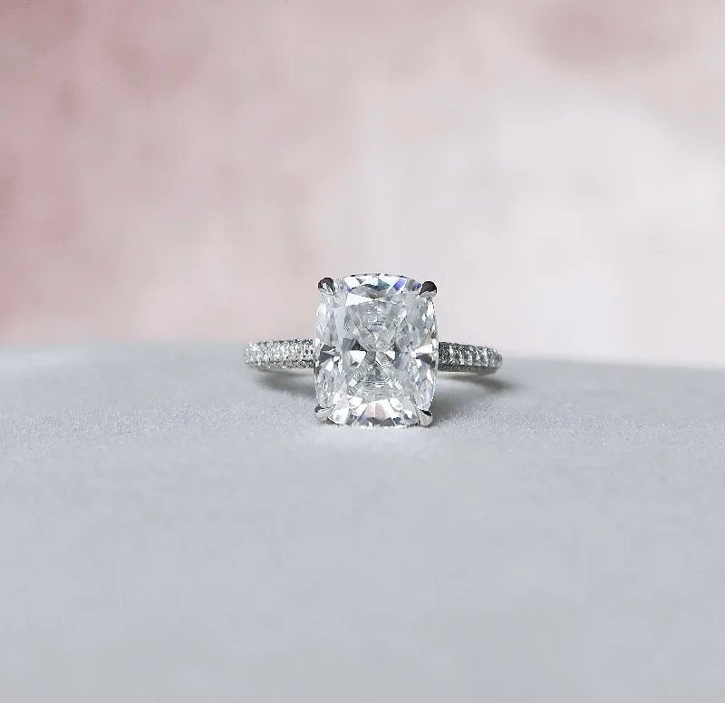 6 CT Cushion Cut Moissanite Engagement Ring