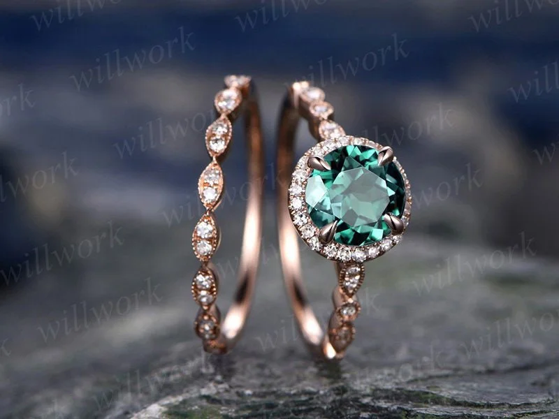 Vintage emerald engagement ring set rose gold Milgrain wedding band halo marquise diamond ring set for women unique promise ring set gift