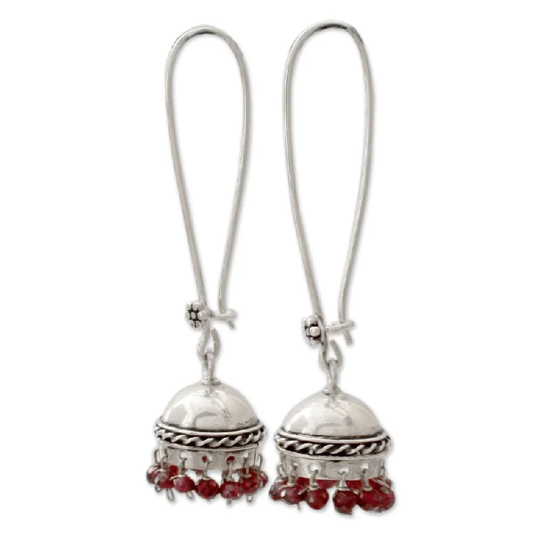 Handmade Sterling Silver Grand Tradition Garnet Earrings (India)