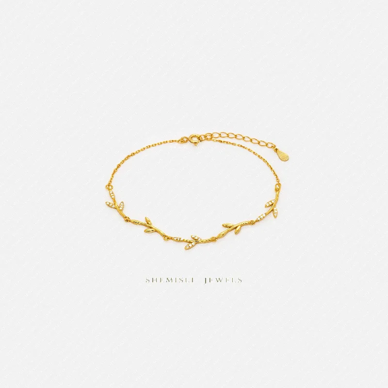 Dainty Leaf CZ Links Bracelet, Silver or Gold Plated  (6.25" + 1.25") SHEMISLI - SB009