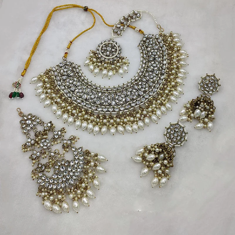 Lucentarts Jewellery Gold Plated Kundan Stone And Pearls Necklace Set