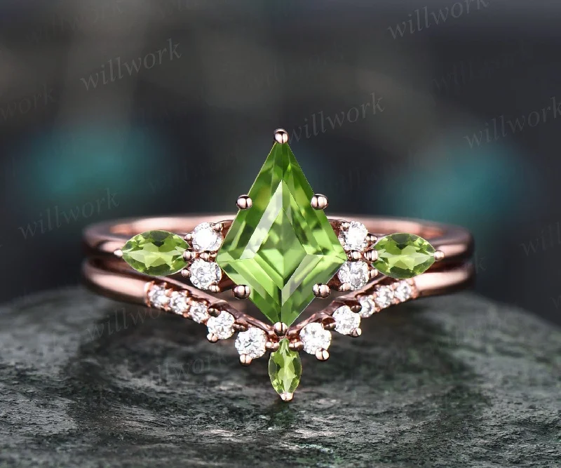 Vintage kite cut green peridot engagement ring set 14k rose gold marquise cut peridot ring for women unique promise bridal wedding ring set