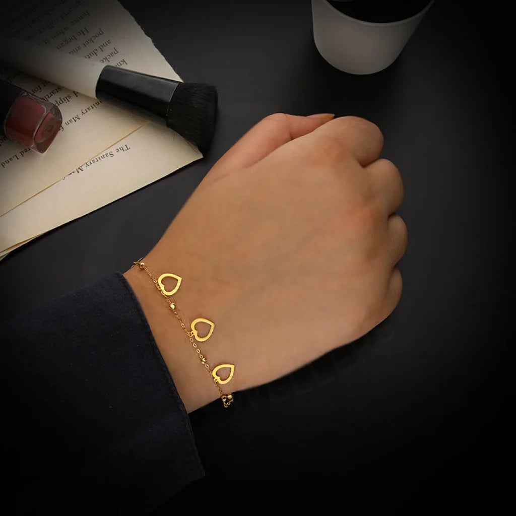 Gold Hanging Hearts Bracelet 21KT - FKJBRL21KM5418