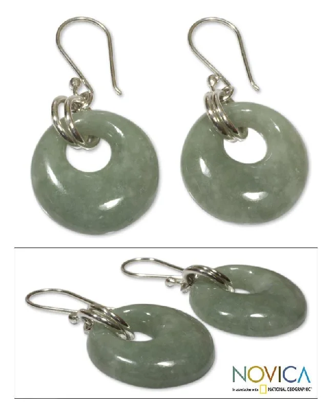 Handmade Sterling Silver 'Maya Memory' Jade Earrings (Guatemala)