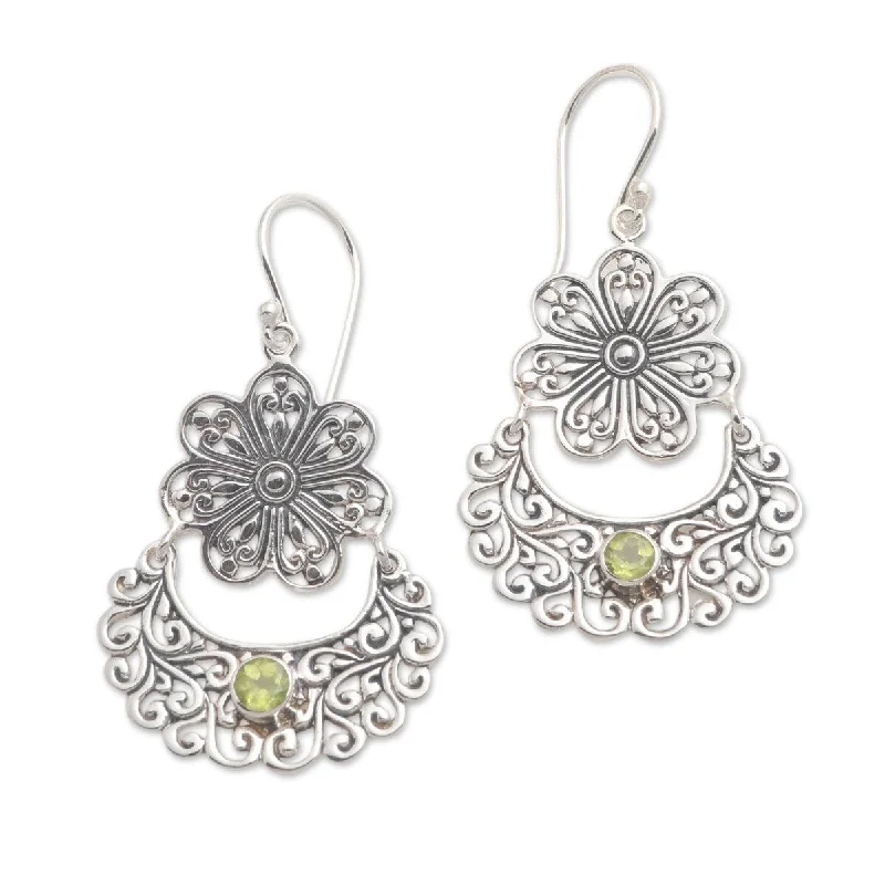 NOVICA August Shower, Peridot dangle earrings - 1.8*1