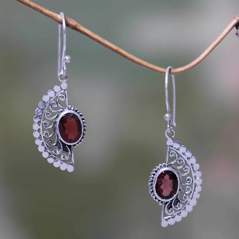 Handmade Sterling Silver 'Crimson Gaze' Garnet Earrings (Indonesia)