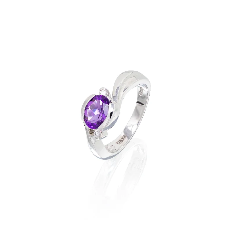 Semi Bezel Amethyst Ring