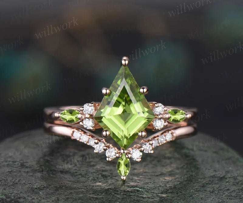 8x11mm kite cut peridot ring solid 14k rose gold green peridot engagement ring se  women art deco vintage diamond wedding bridal ring set