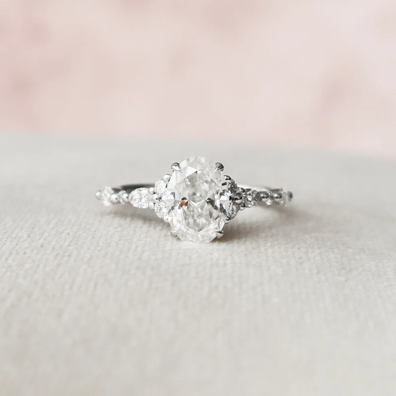 1.5 CT Oval Cut Moissanite Engagement Ring