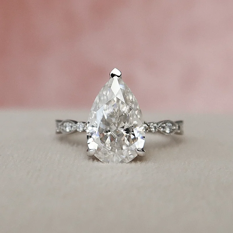 3 CT Pear Cut Art Deco Moissanite Engagement Ring