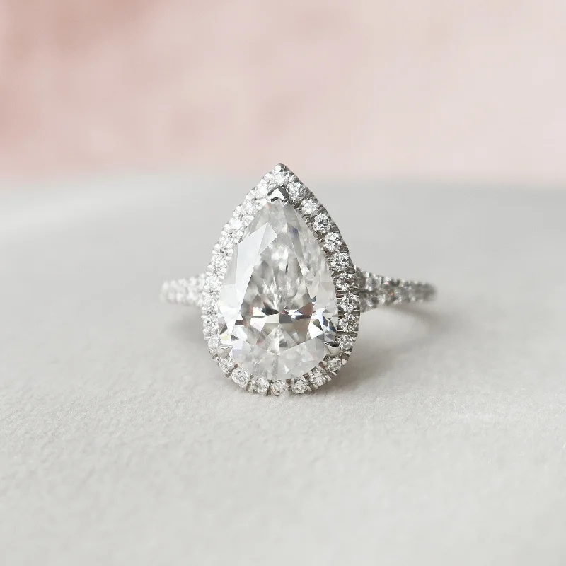 3 CT Pear Shaped Halo Moissanite Diamond  Engagement Ring